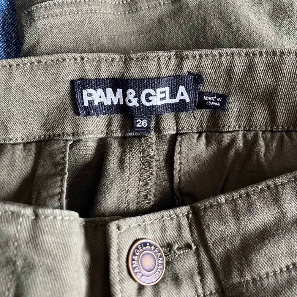 Pam & Gela Cargo Elastic Striped Hem Pant in Seaweed Green size 26 - Picture 9 of 9